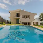 Exquisite Madeira Belair 4 Bedroom Panoramic Sea View *