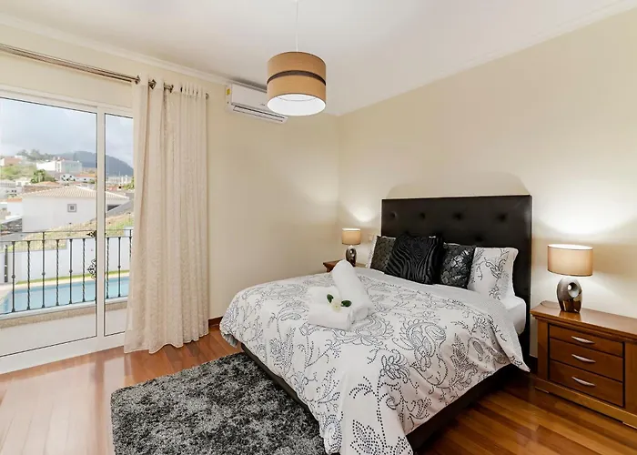 Exquisite Madeira Belair 4 Bedroom Panoramic Sea View Villa