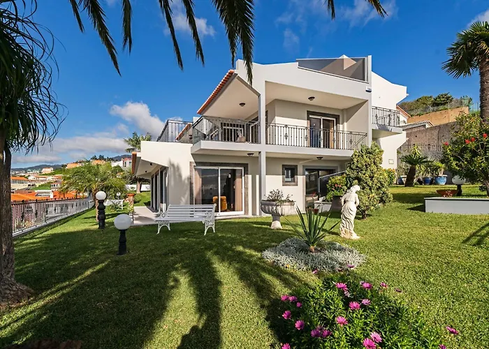 Exquisite Madeira Belair 4 Bedroom Panoramic Sea View * Funchal (Madeira)